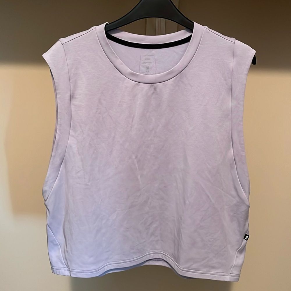 On Running Lavender Muscle Tee Crop Top